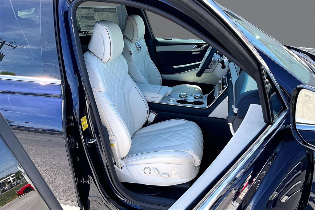 2026 GENESIS GV80 Prestige - Photo 11