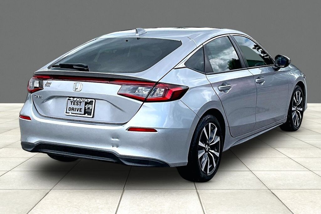 Used 2024 Honda Civic EX-L Hatchback
