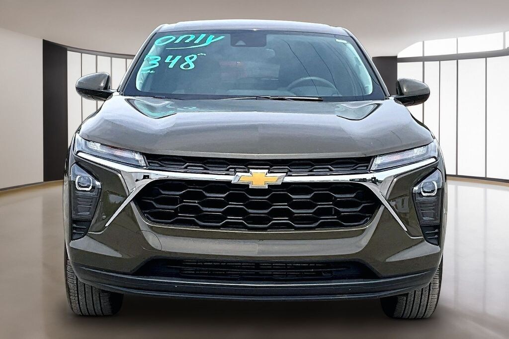 Used 2024 Chevrolet Trax LS SUV