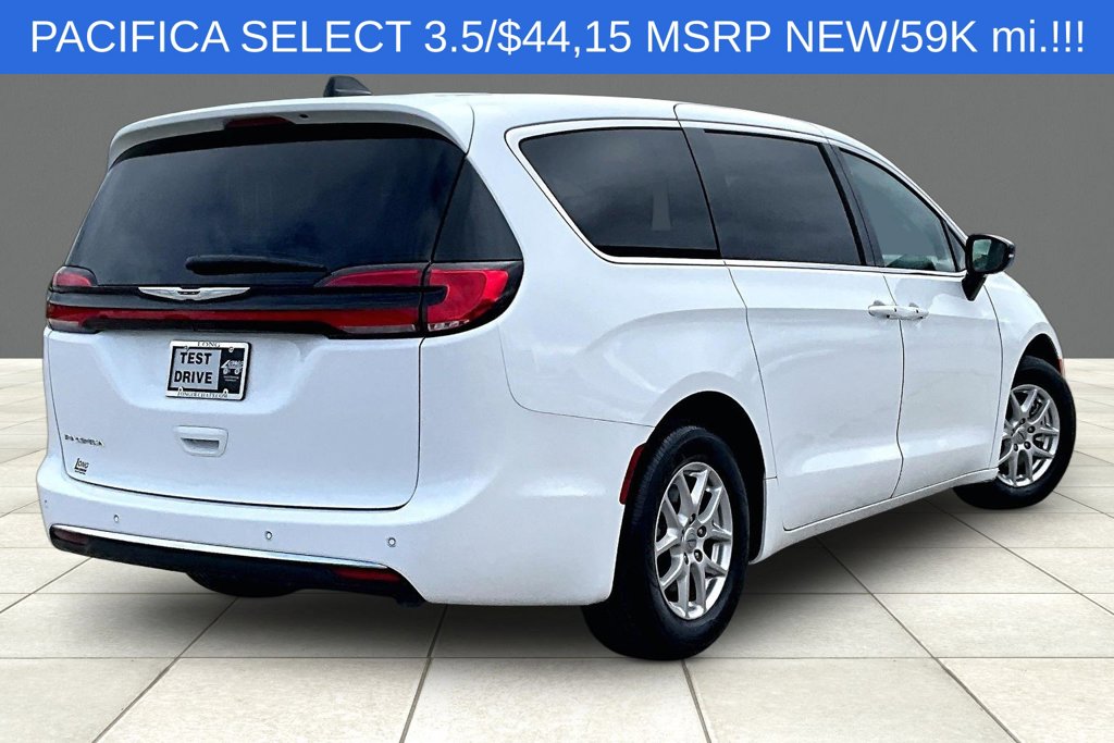 Used 2025 Chrysler Pacifica Select Minivan/Van