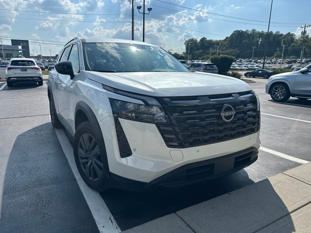 Used 2026 Nissan Pathfinder SV SUV