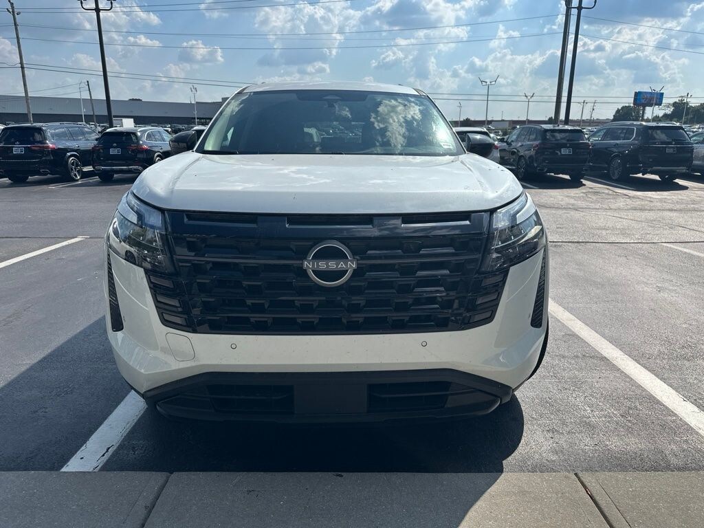 Used 2026 Nissan Pathfinder SV SUV