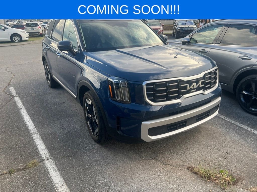Used 2025 Kia Telluride S SUV