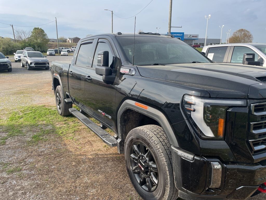 Used 2024 GMC Sierra 2500HD AT4 Truck