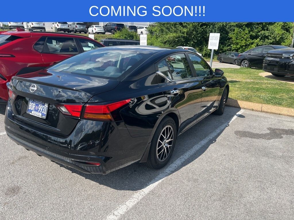 Used 2024 Nissan Altima 2.5 S Sedan