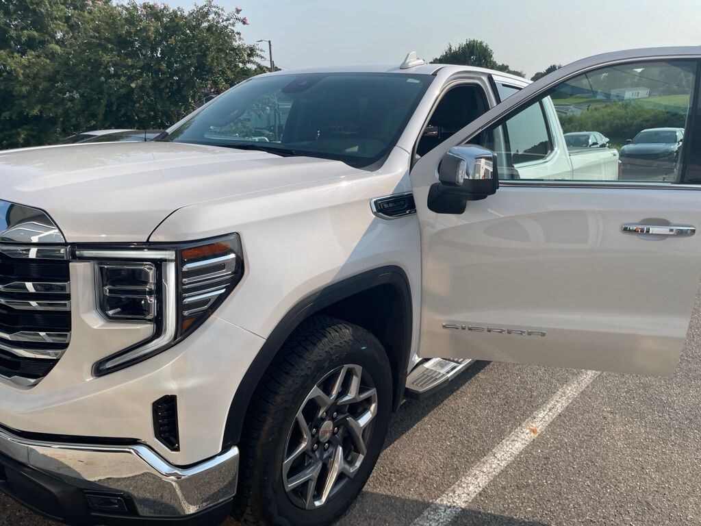 Used 2024 GMC Sierra 1500 SLT Truck