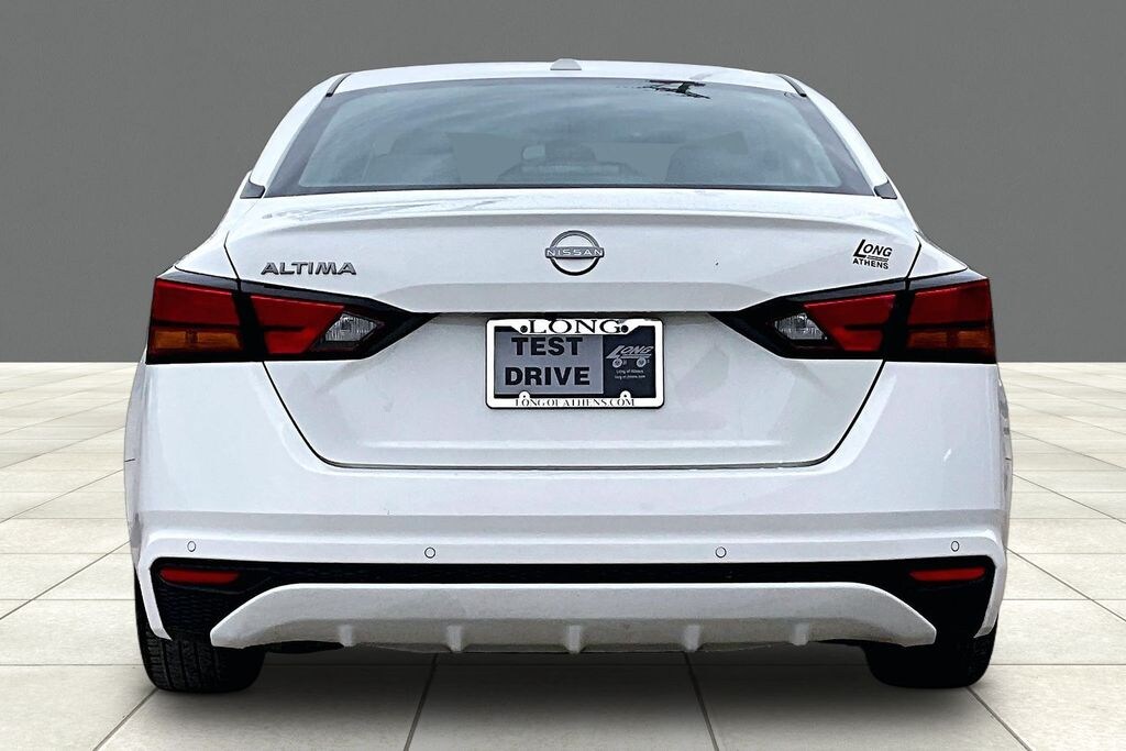 Used 2025 Nissan Altima 2.5 SV Sedan