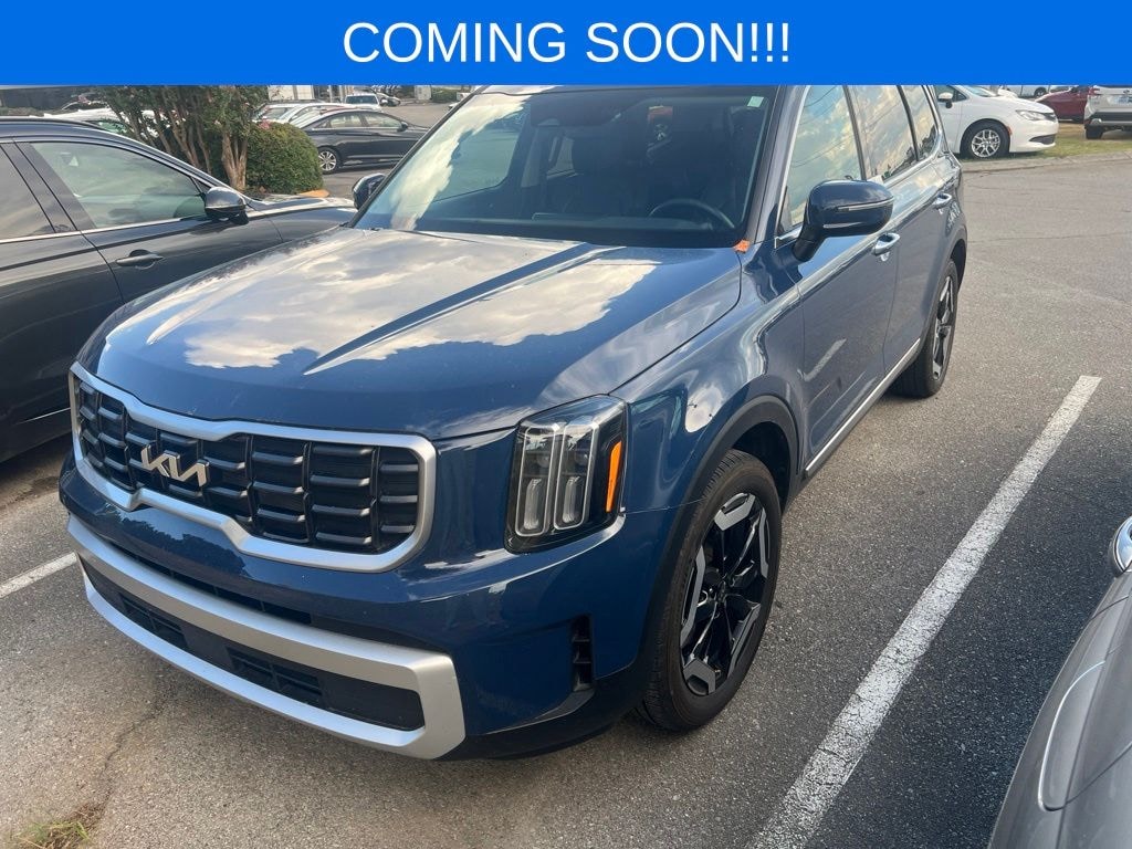 Used 2025 Kia Telluride S SUV