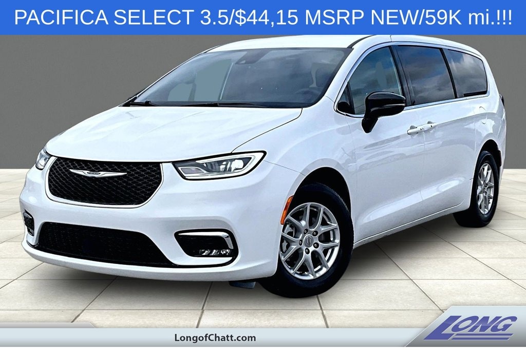 Used 2025 Chrysler Pacifica Select Minivan/Van