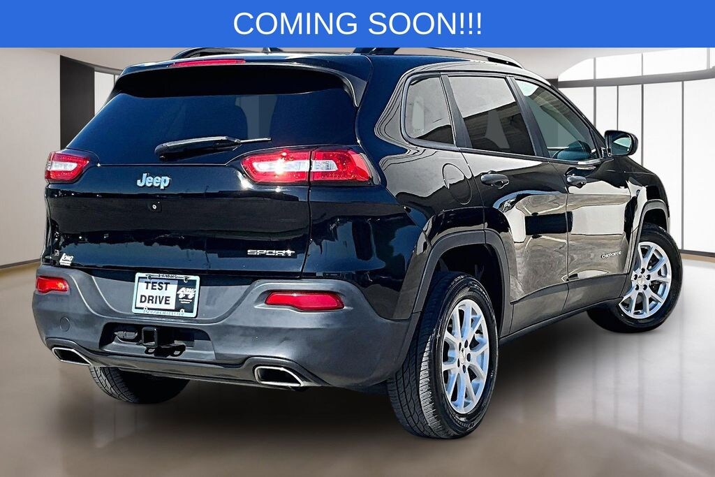 Used 2017 Jeep Cherokee Sport SUV