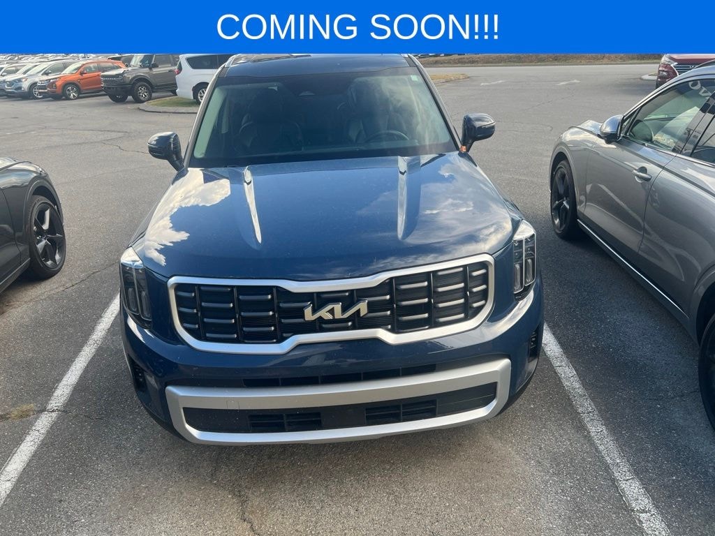Used 2025 Kia Telluride S SUV