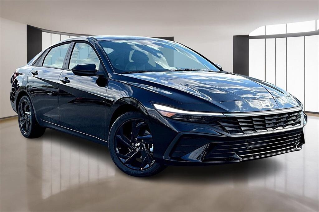 New 2026 Hyundai Elantra SEL Sport Sedan