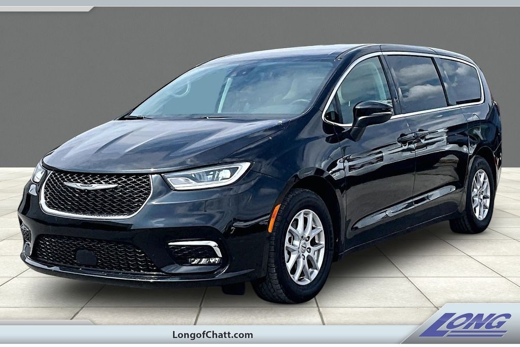 Used 2023 Chrysler Pacifica Touring L Minivan/Van