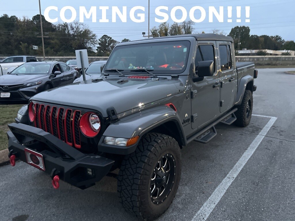 Used 2022 Jeep Gladiator Sport Truck