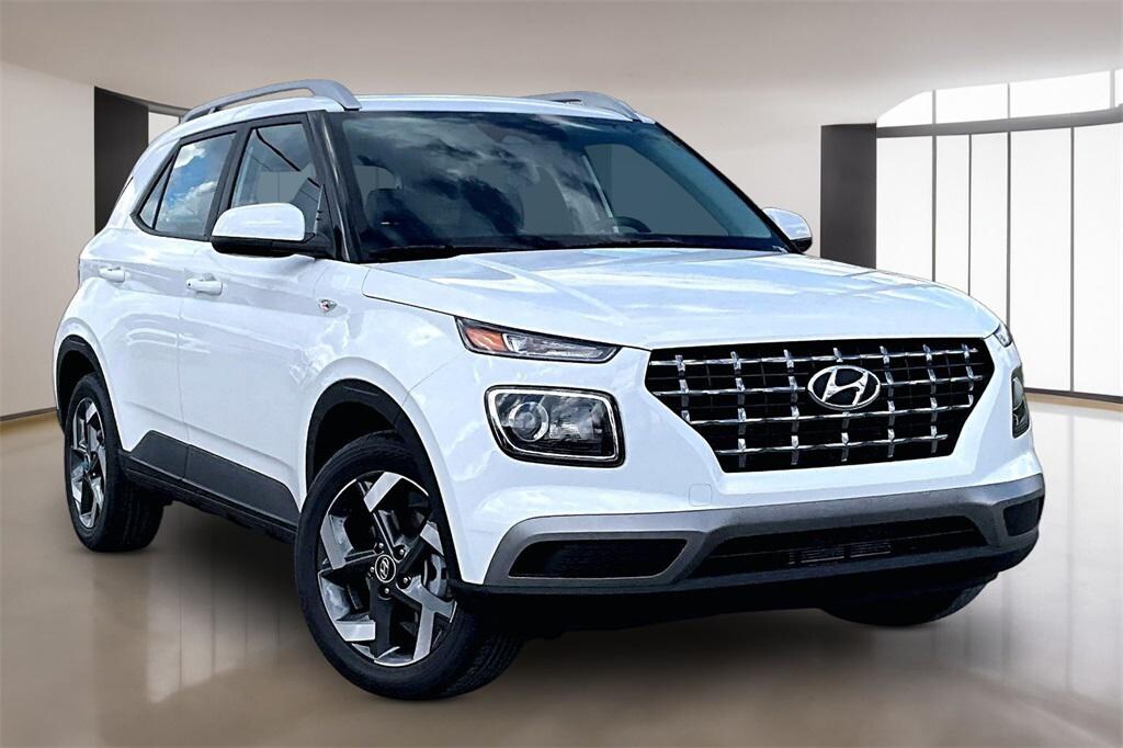 New 2026 Hyundai Venue SEL SUV
