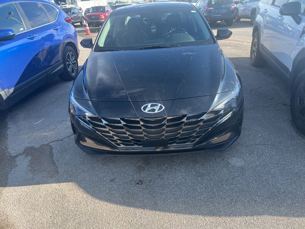 Certified 2023 Hyundai Elantra Limited Sedan