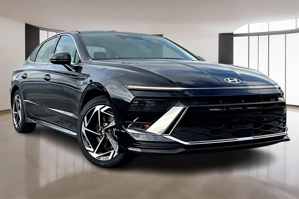 New 2026 Hyundai Sonata SEL Sport Sedan
