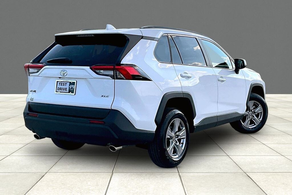 Used 2025 Toyota RAV4 XLE SUV