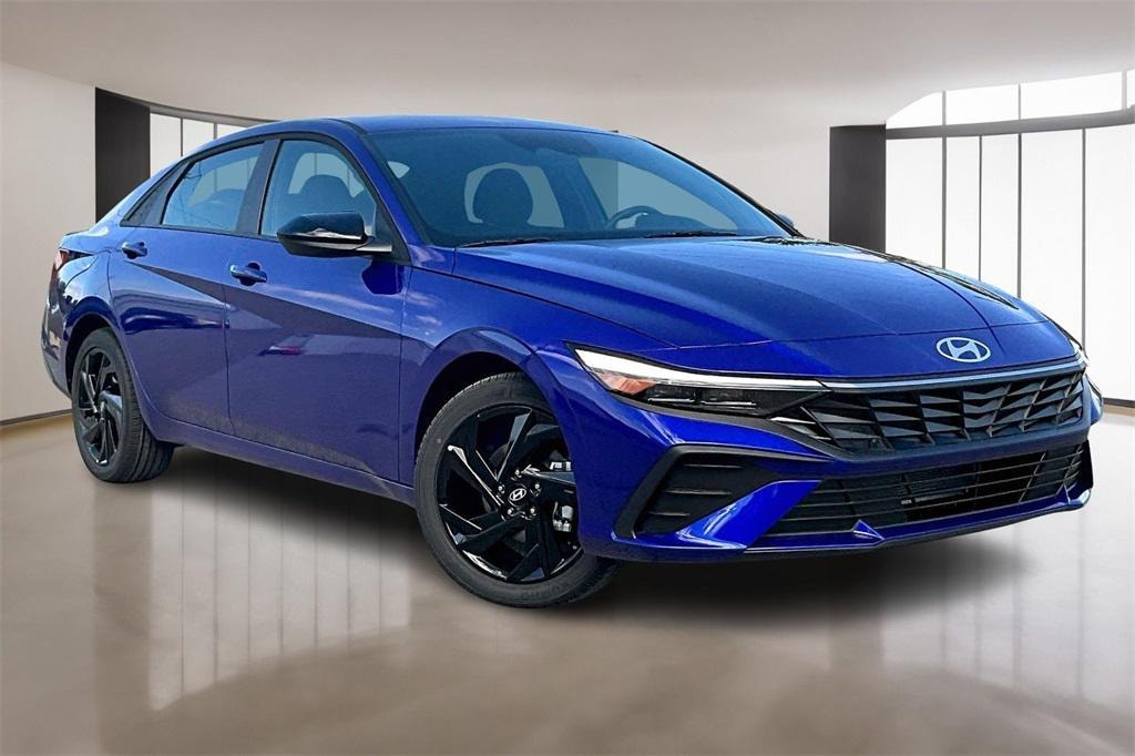 New 2026 Hyundai Elantra SEL Sport Sedan