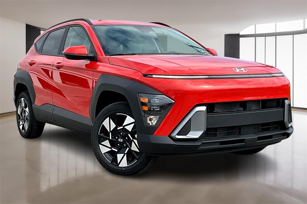 New 2025 Hyundai Kona SEL AWD SUV
