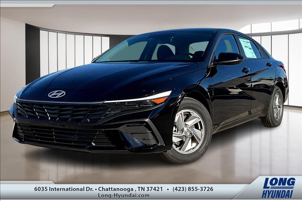 New 2026 Hyundai Elantra SE Sedan
