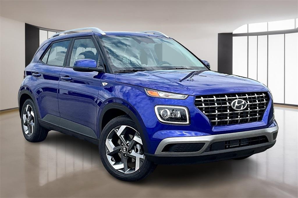 New 2025 Hyundai Venue Limited SUV