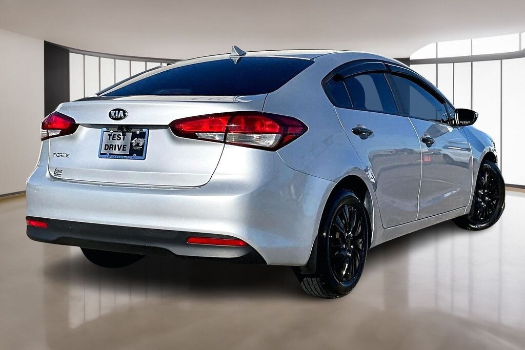 Used 2017 Kia Forte LX Sedan