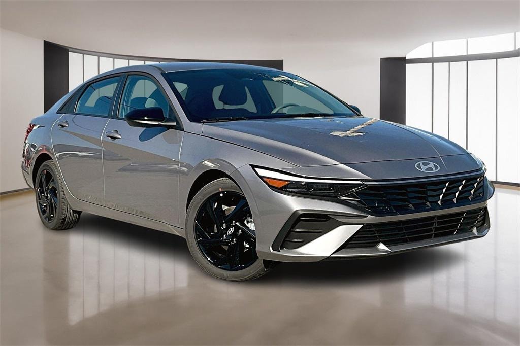 New 2026 Hyundai Elantra SEL Sport Sedan