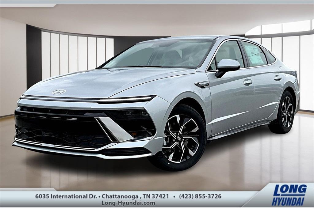 New 2025 Hyundai Sonata SEL Sedan