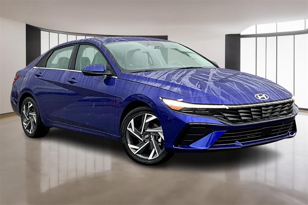 New 2026 Hyundai Elantra Limited Sedan