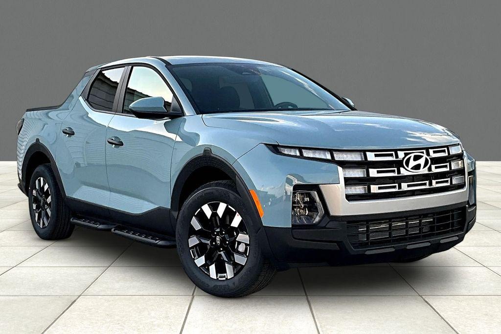 New 2025 Hyundai Santa Cruz SE FWD Truck