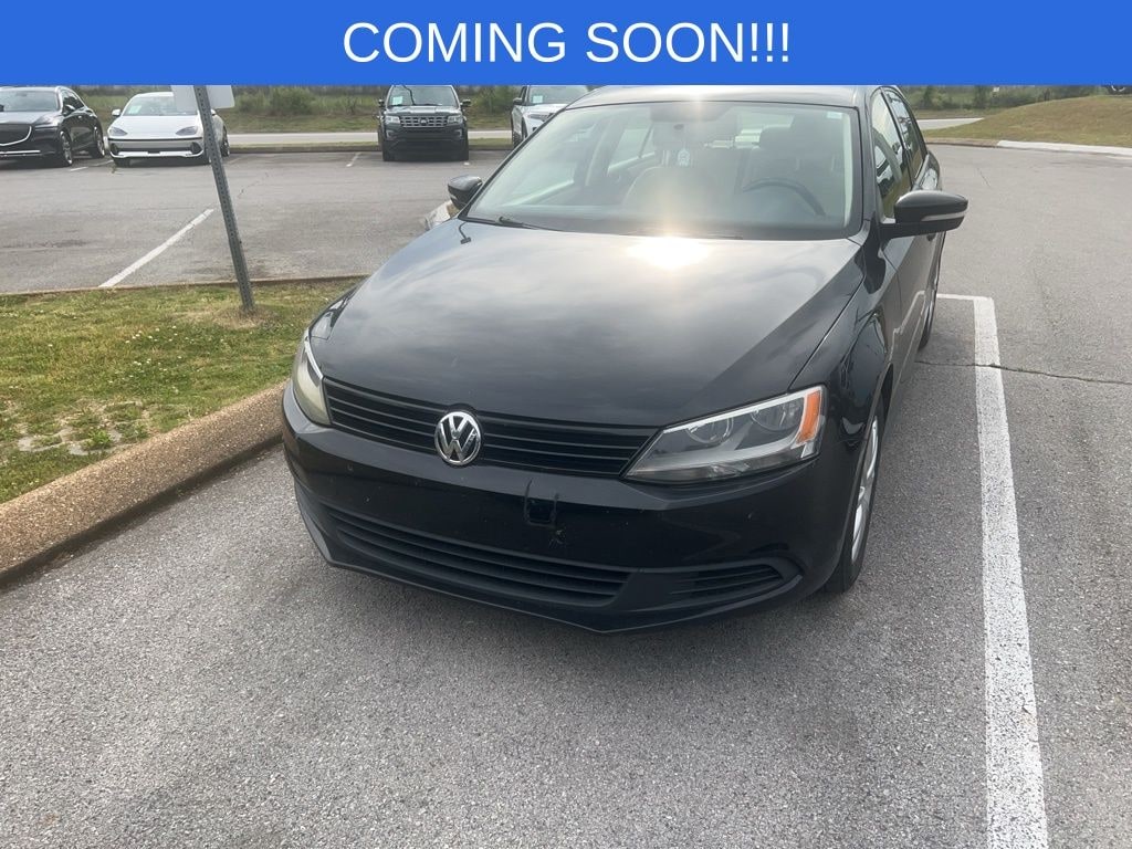 Used 2011 Volkswagen Jetta 2.5L SE Sedan