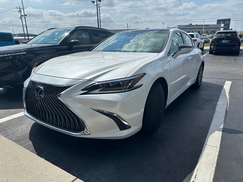 Used 2019 Lexus ES 350 Luxury Sedan
