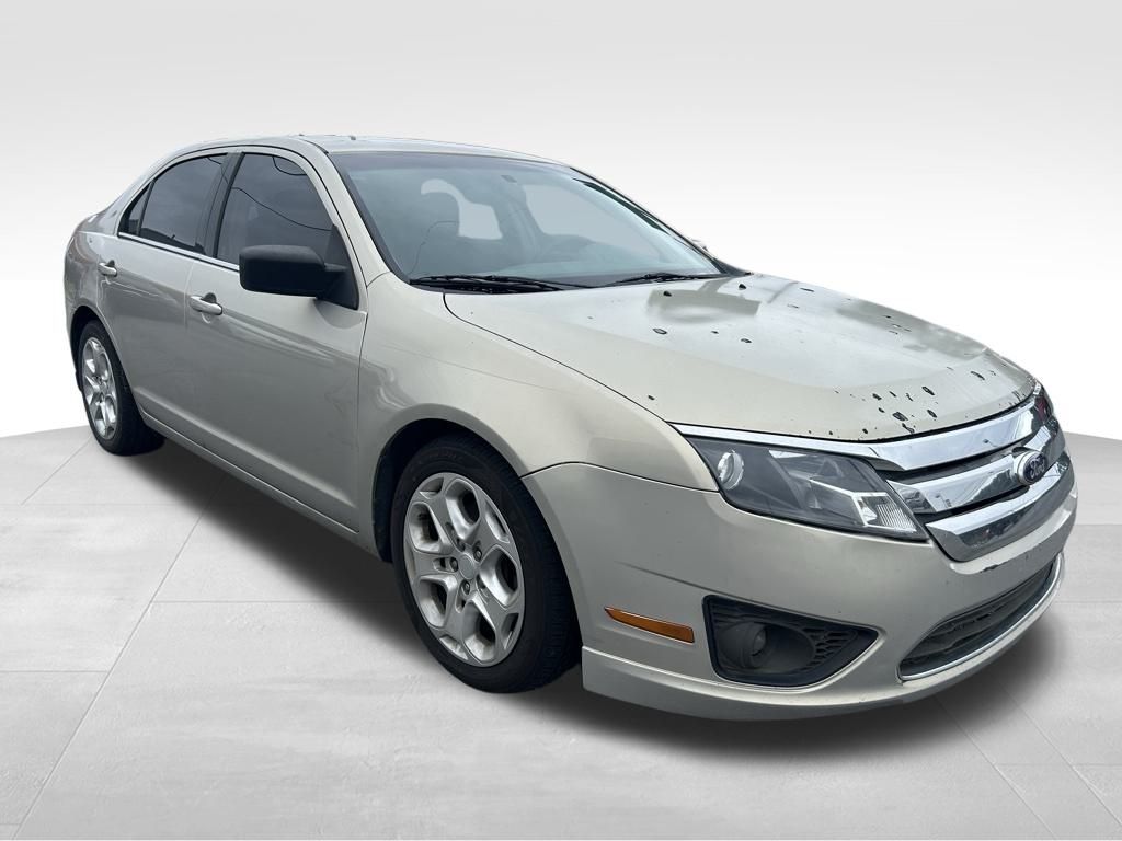2010 Ford Fusion SE photo 3