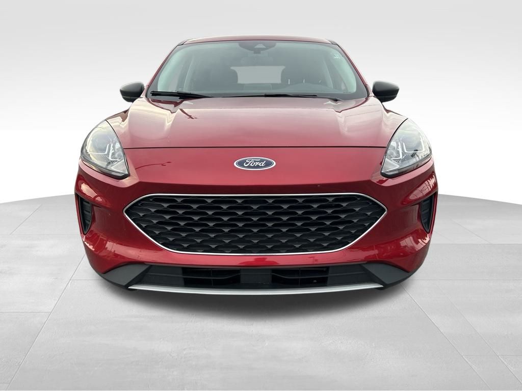2022 Ford Escape SE photo 2