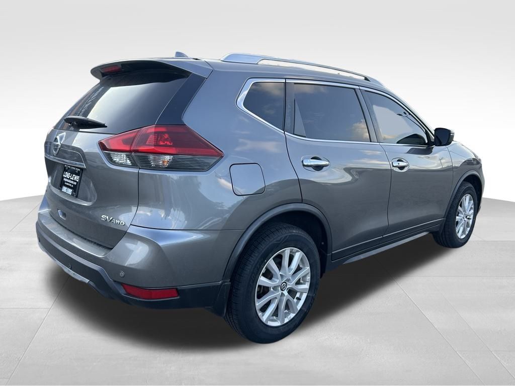 2019 Nissan Rogue SV photo 4