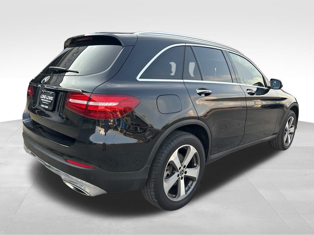2019 Mercedes Benz GLC 300 photo 3