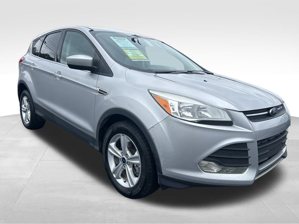 Used 2015 Ford Escape SE SUV