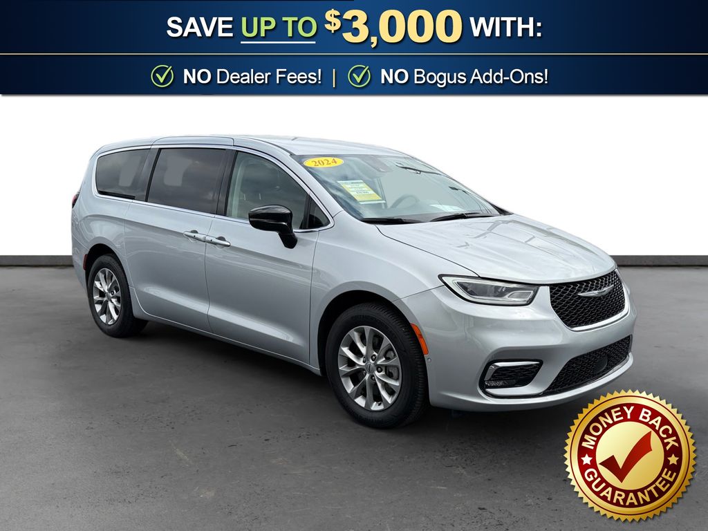 2024 Chrysler Pacifica Touring L - Photo 10
