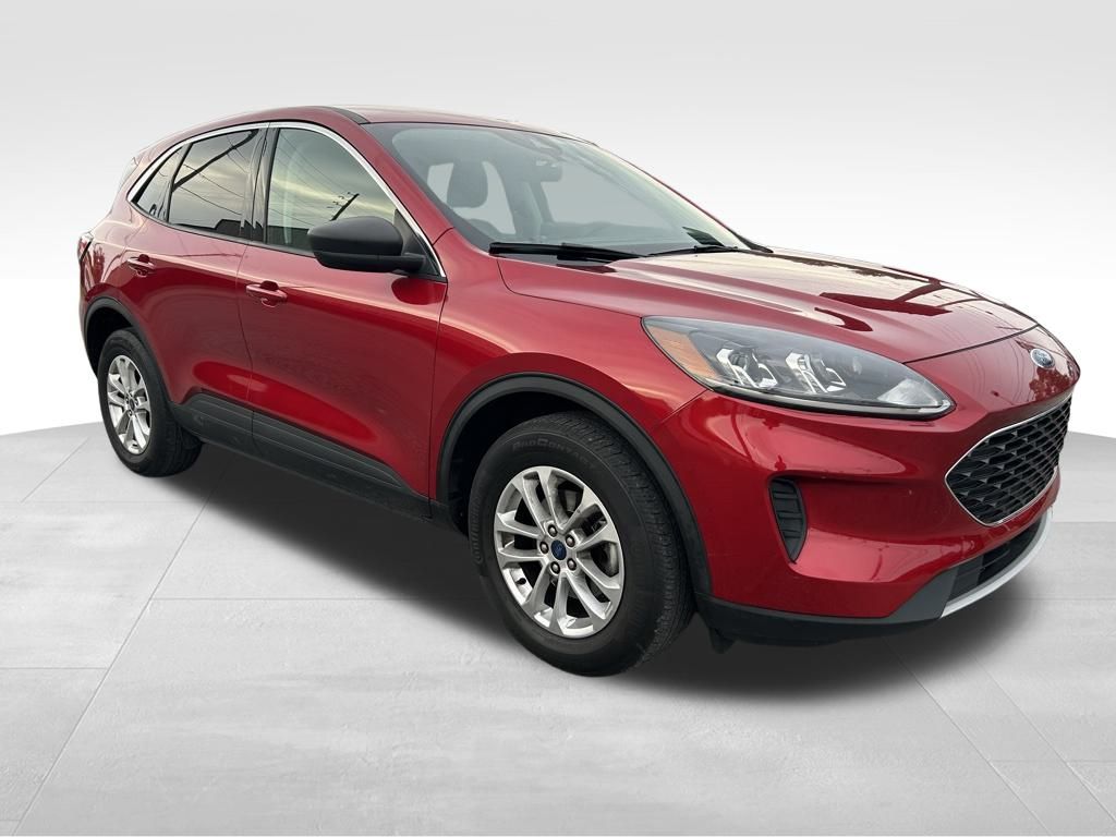 2022 Ford Escape SE photo 3