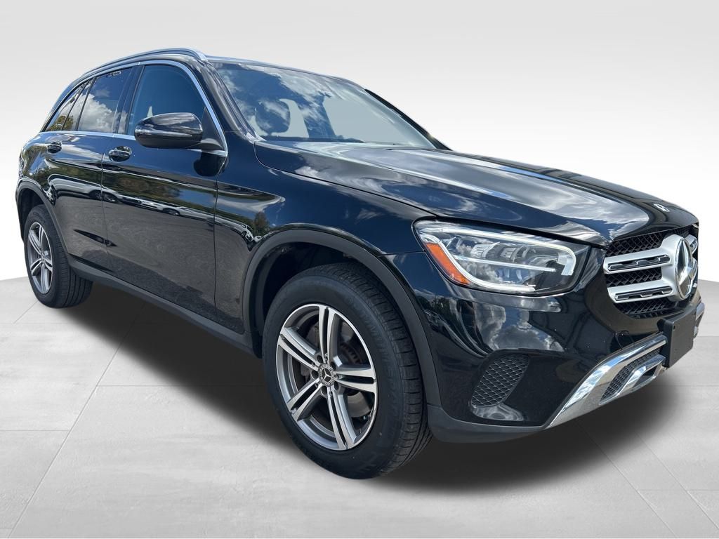 2020 Mercedes Benz GLC 300 4MATIC photo 3