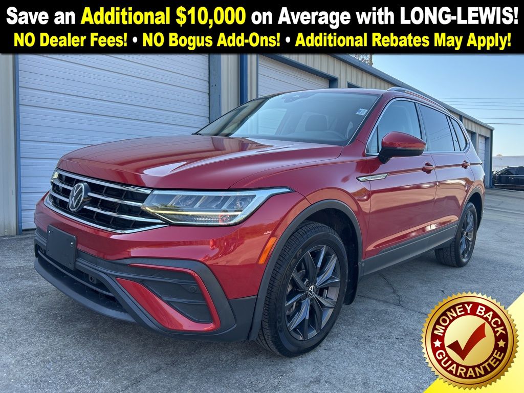 2022 Volkswagen Tiguan SE's photo