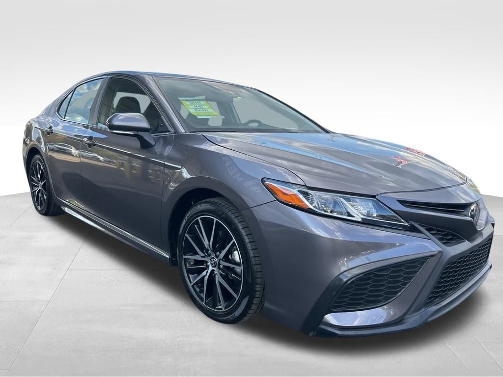 Used 2024 Toyota Camry SE Sedan