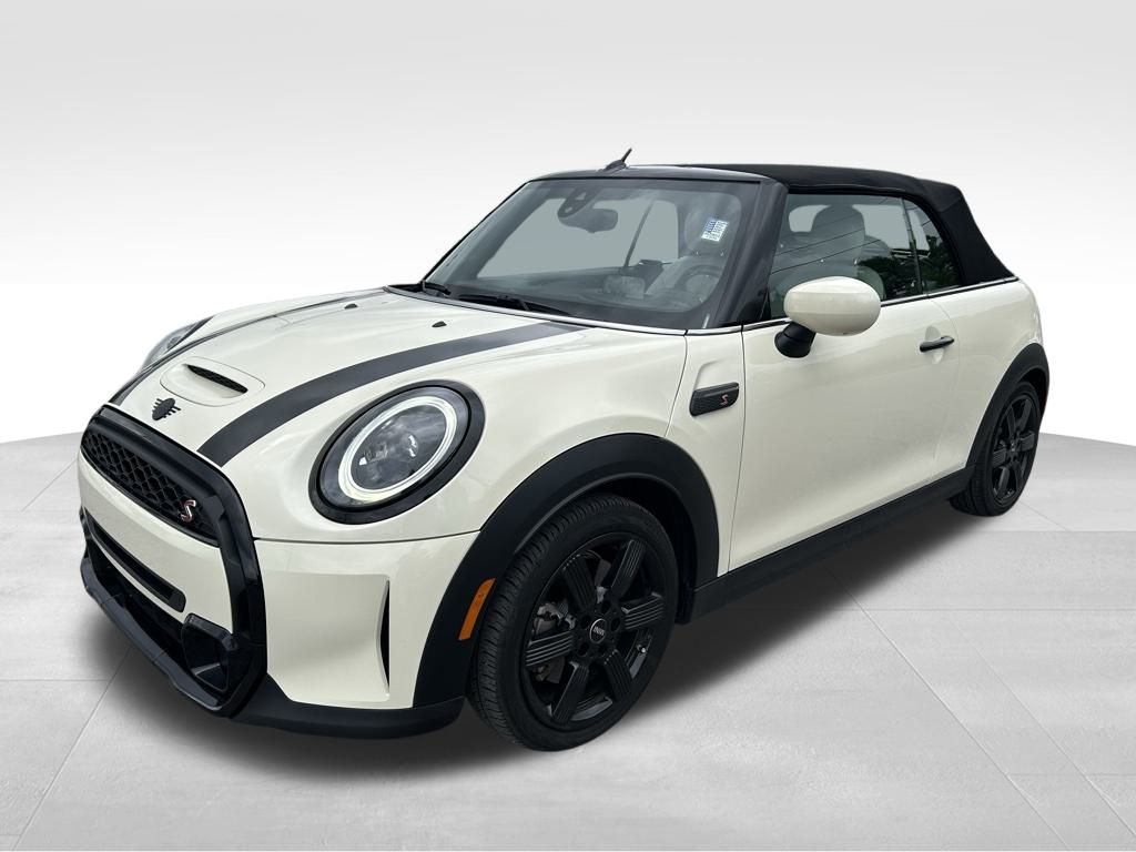 2022 MINI Convertible S's photo