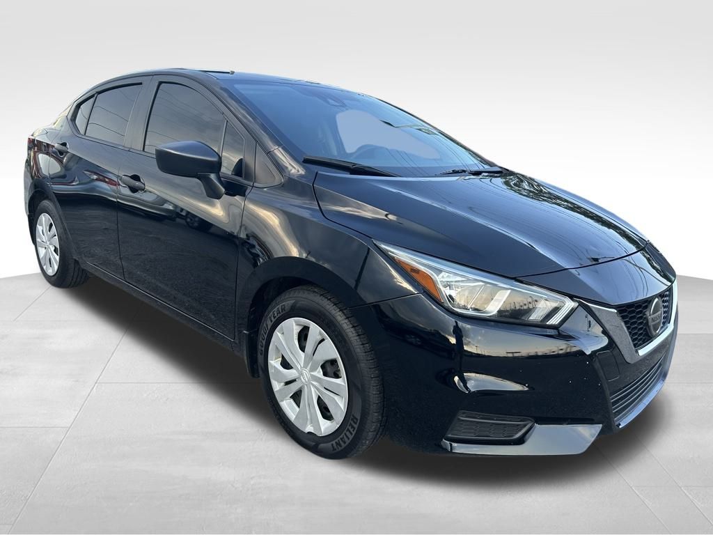 2022 Nissan Versa 1.6 S photo 3