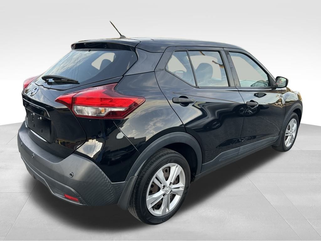 2020 Nissan Kicks S photo 4