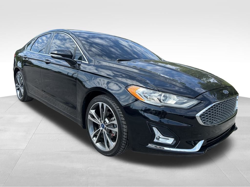 2020 Ford Fusion Titanium photo 3