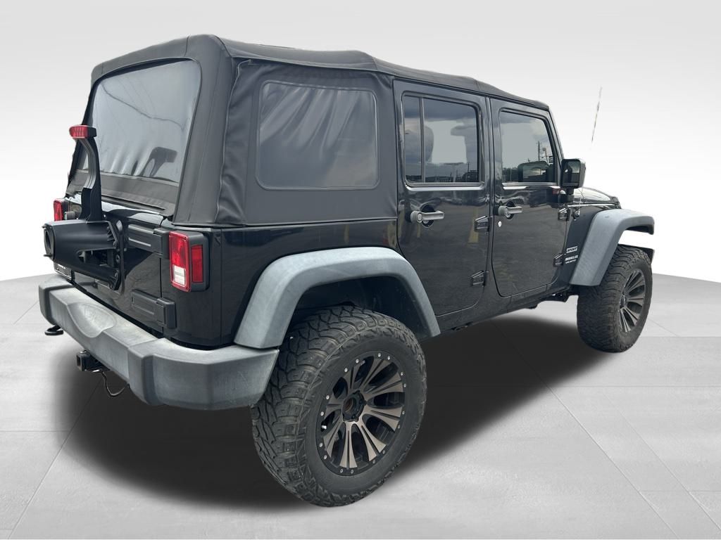 2015 Jeep Wrangler Unlimited Sport photo 4
