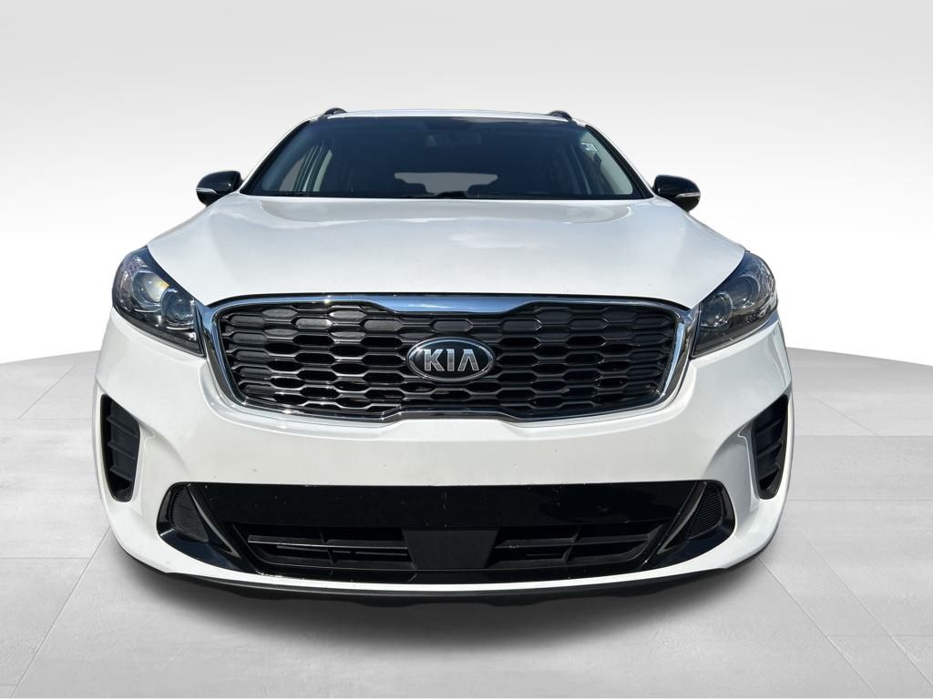 2020 Kia Sorento S photo 2