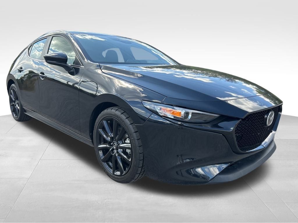 2024 Mazda Mazda3 Hatchback 2.5 Select Sport photo 3